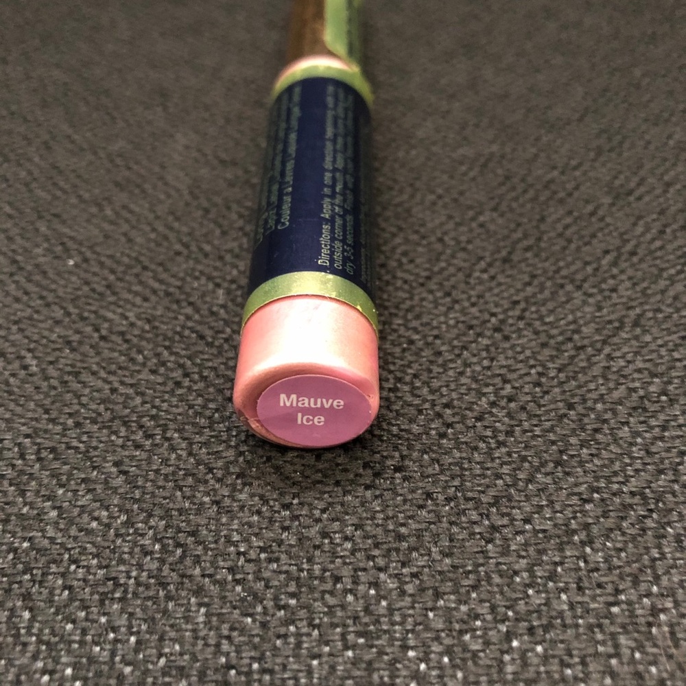 Mauve Ice